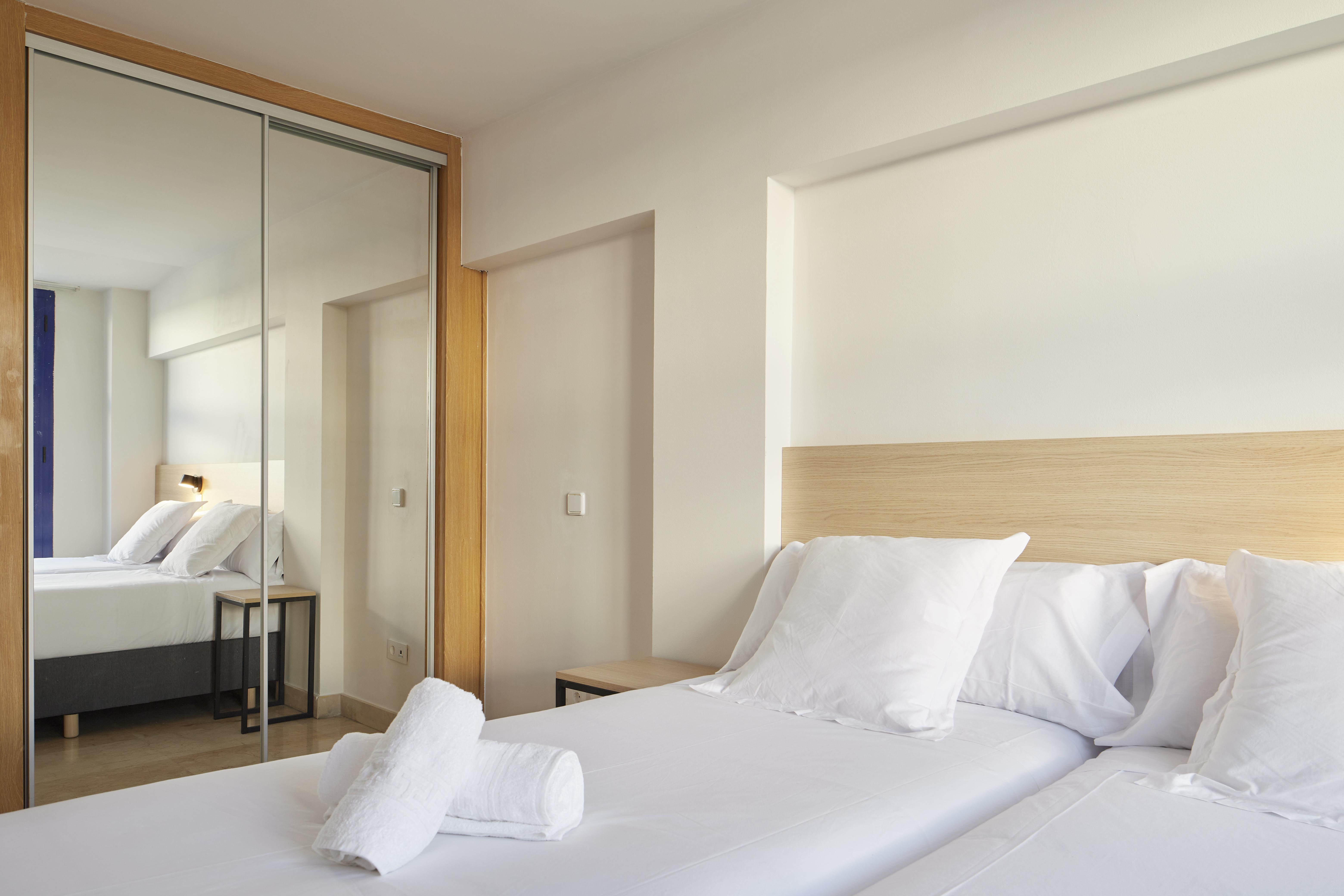 Iraipe Logrono Hotel Eksteriør billede